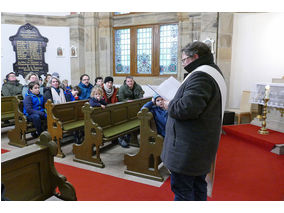 Krippenandacht mit Segnung der Kinder (Foto: Karl-Franz Thiede)